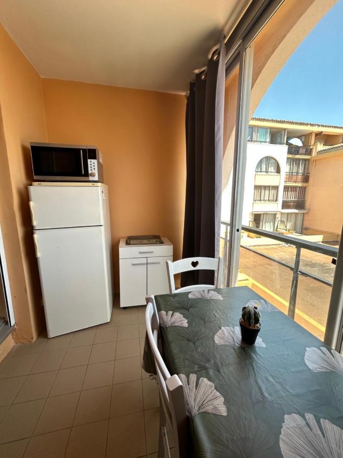 Studio Vue Mer Situe A Cote De La Plage Quartier Des Quilles Σετ Εξωτερικό φωτογραφία