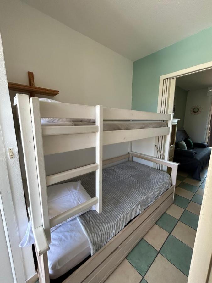 Studio Vue Mer Situe A Cote De La Plage Quartier Des Quilles Σετ Εξωτερικό φωτογραφία